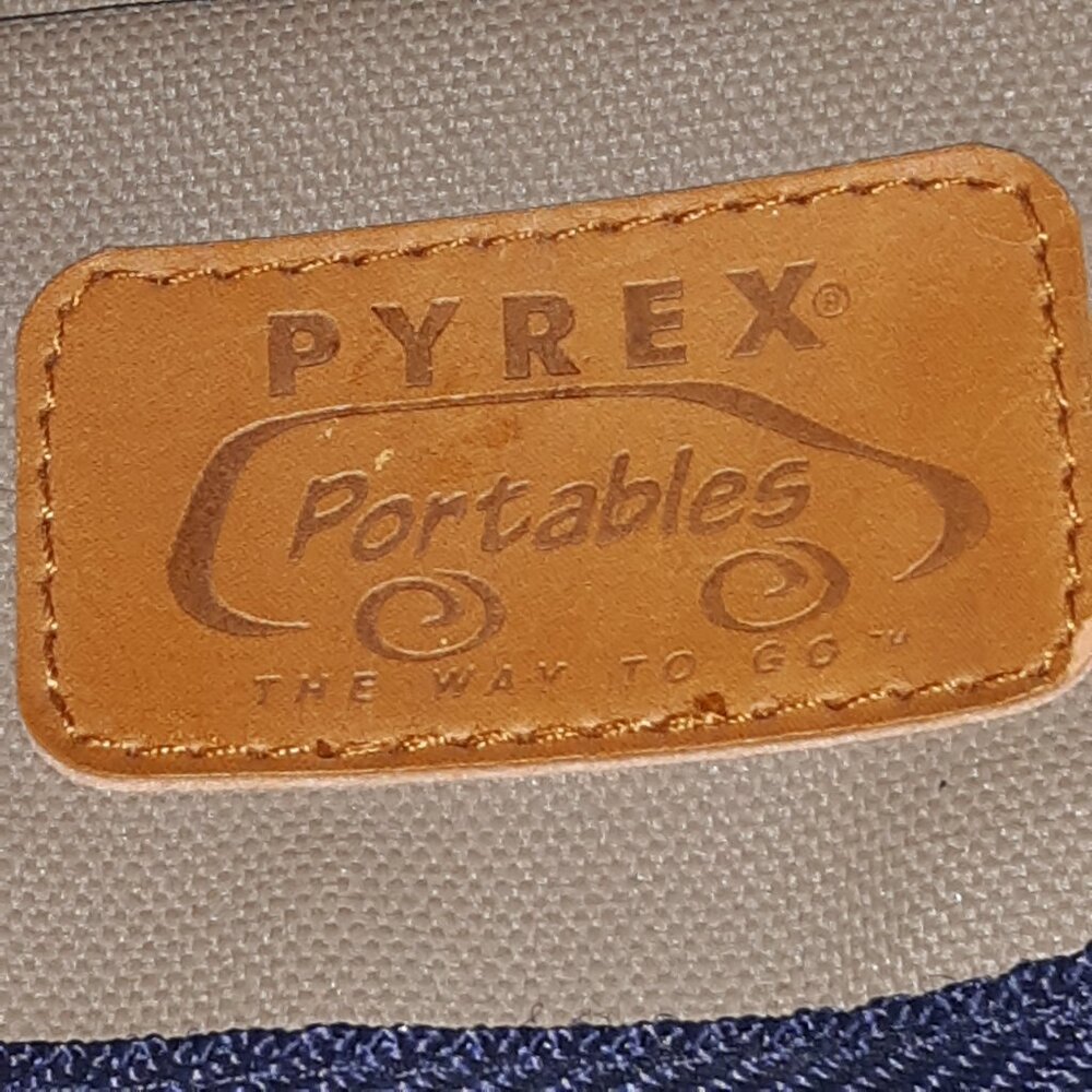 Pyrex Microcore Portable To Go Carrying Case - Picture 2 of 13